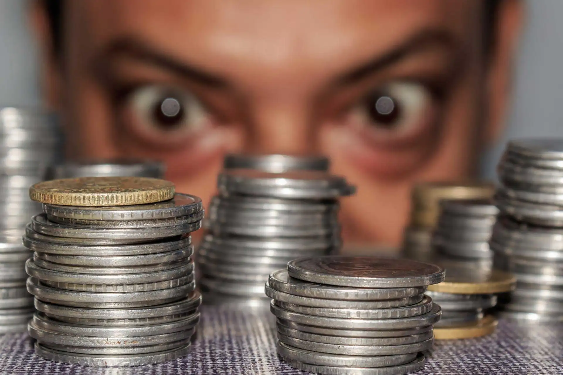 Navigating Rising Wage Pressures: Financial Strategies for a Tight Labour Market